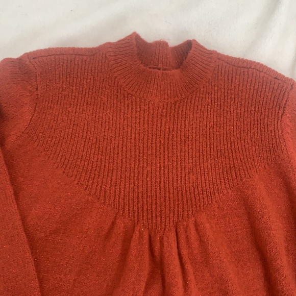 Sweater - Picture 2 of 6